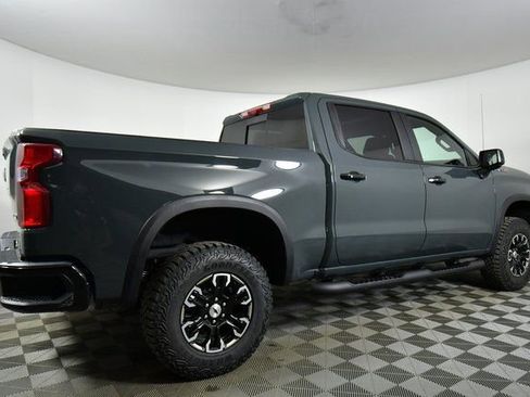 New 2026 Chevrolet Silverado 1500 ZR2 image 10