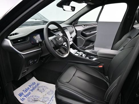 New 2026 Jeep Grand Cherokee Limited image 9