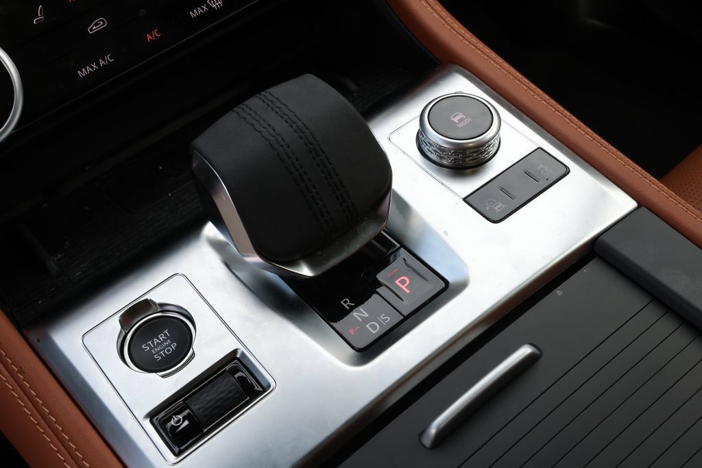 Certified 2026 Jaguar F-PACE R-Dynamic S AWD/4WD image 23