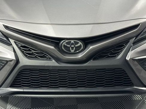 Used 2024 Toyota Camry SE image 36