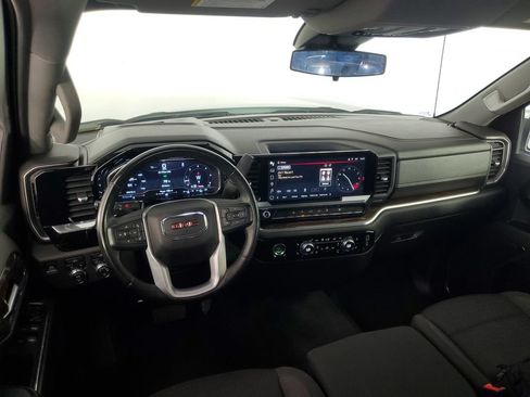 Used 2023 GMC Sierra 1500 SLE AWD/4WD image 16