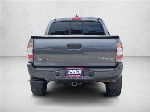 Used 2015 Toyota Tacoma PreRunner RWD image 6