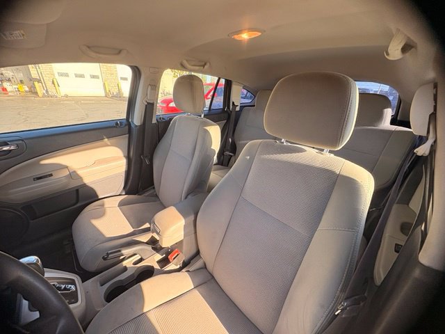 Used 2011 Dodge Caliber Mainstreet FWD image 13