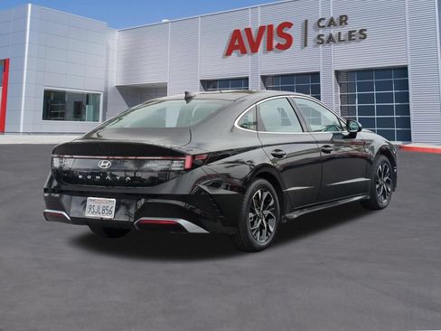 Used 2025 Hyundai Sonata SEL FWD image 6