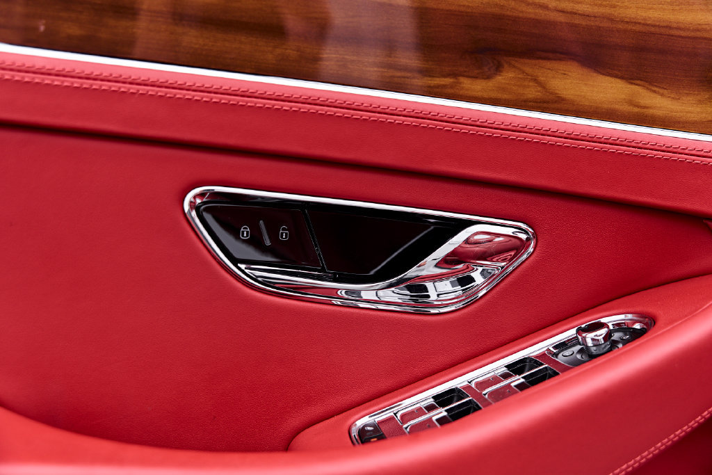 Used 2023 Bentley Continental GT V8 AWD/4WD image 43
