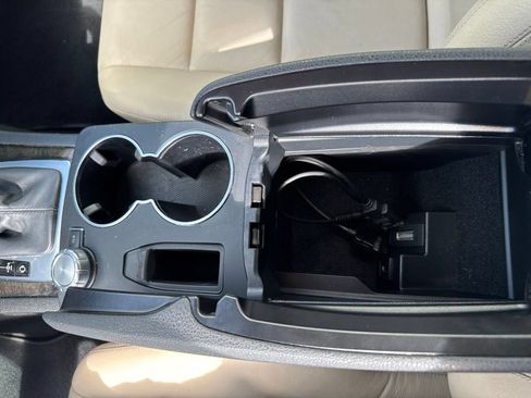 Used 2013 Mercedes-Benz C 350 Sport image 25