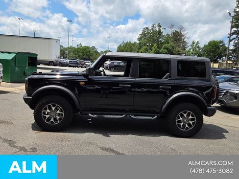 Used 2025 Ford Bronco Badlands AWD/4WD image 4
