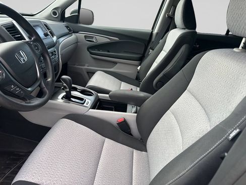 Used 2017 Honda Ridgeline RTS image 9