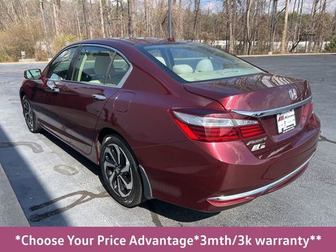 Used 2017 Honda Accord EX image 5