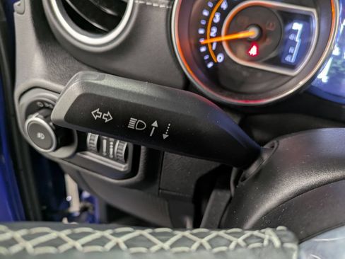 Used 2020 Jeep Wrangler Unlimited Sahara AWD/4WD image 19