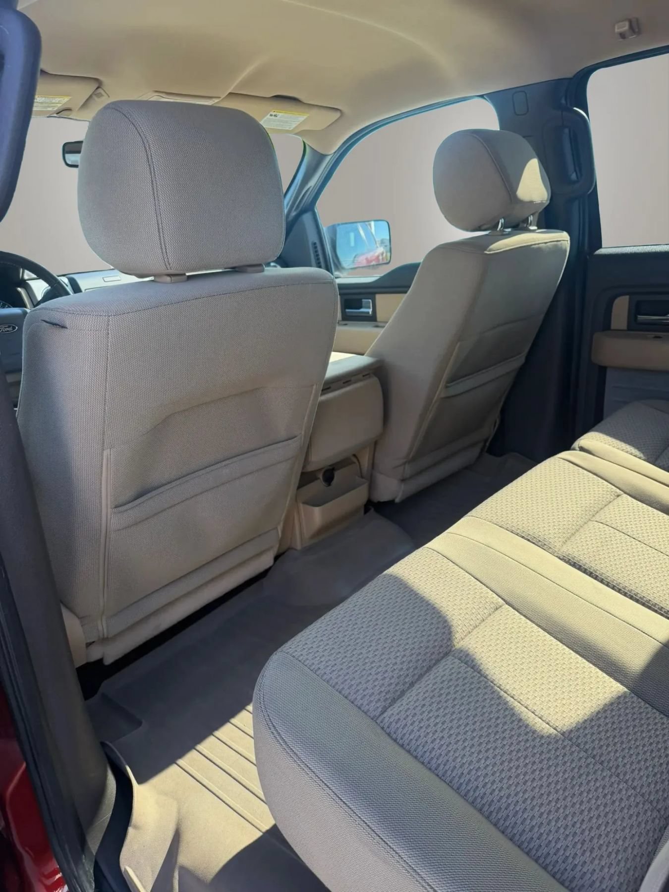 Used 2014 Ford F150 XLT w/ Equipment Group 302A Luxury AWD/4WD image 16