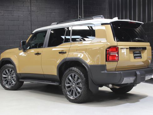 Used 2024 Toyota Land Cruiser w/ Premium Package image 10