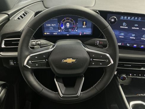 New 2026 Chevrolet Traverse LT AWD/4WD image 17