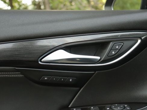 Used 2023 Buick Envision Essence w/ Sport Touring Package image 27