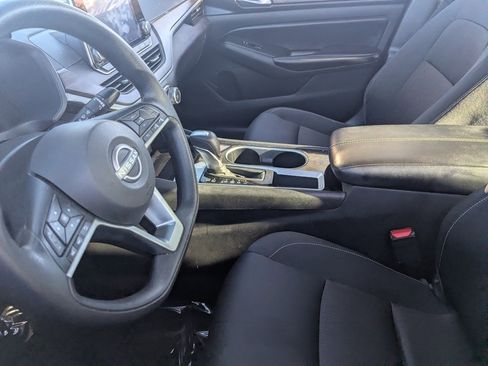 Certified 2024 Nissan Altima 2.5 SV image 17