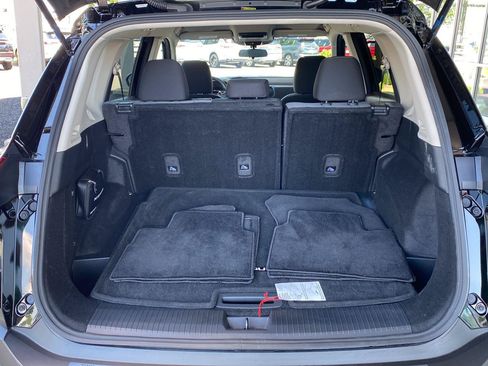 Certified 2023 Nissan Rogue SV AWD/4WD image 9
