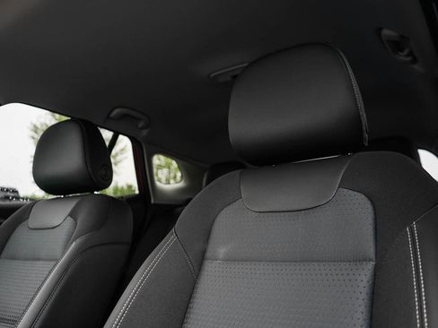 New 2026 Chevrolet Trax LT w/ Driver Confidence Package FWD image 18
