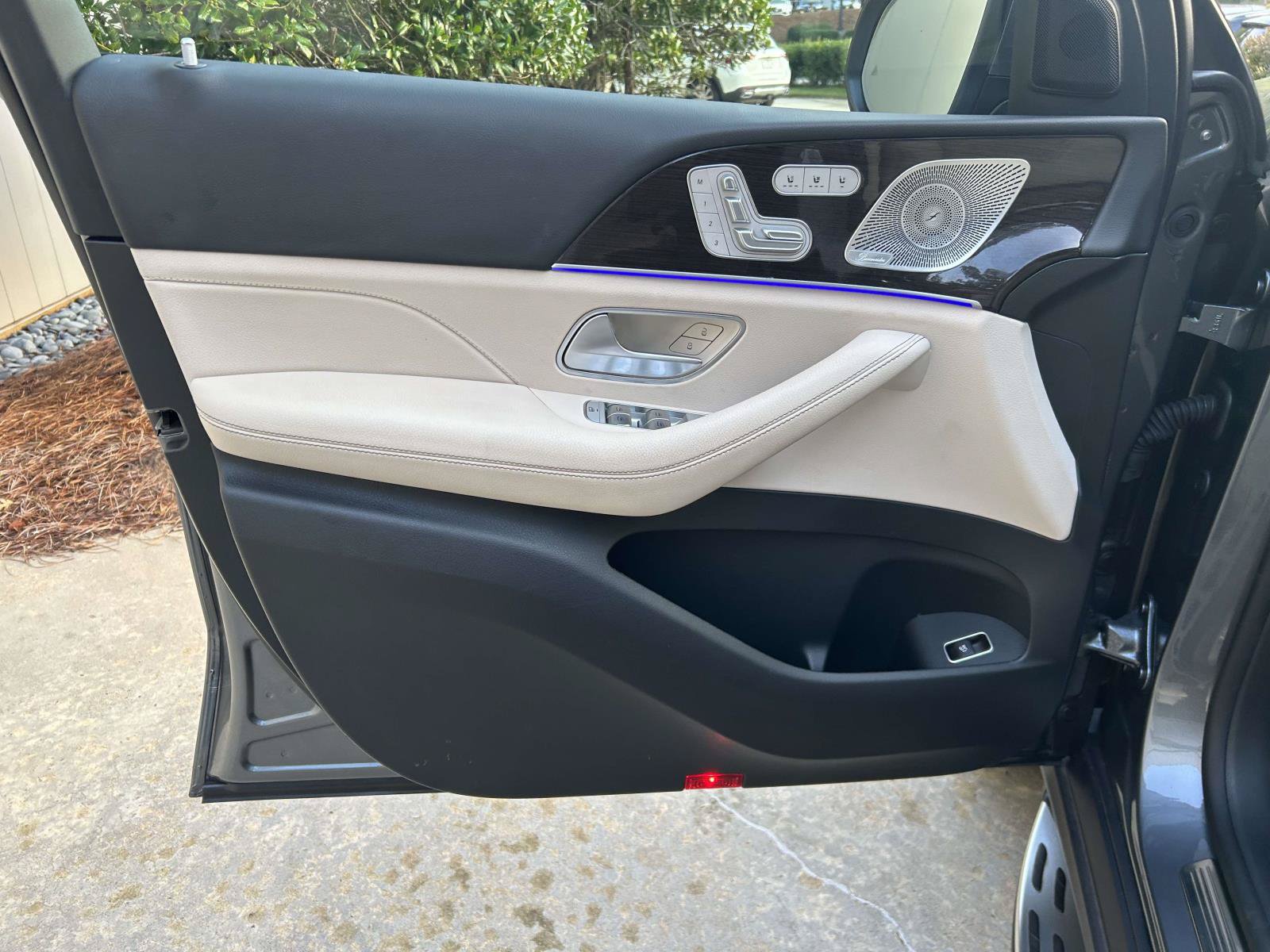 Certified 2025 Mercedes-Benz GLE 350 4MATIC image 16