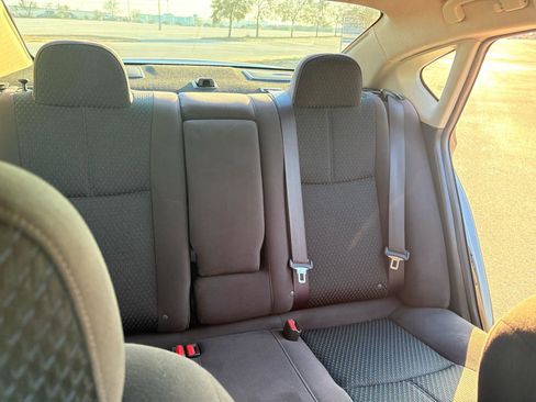 Used 2013 Nissan Sentra SR w/ Premium Pkg FWD image 16