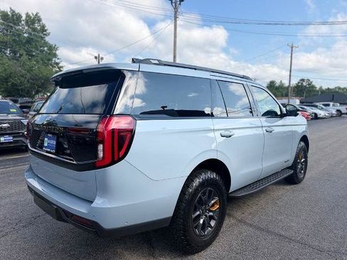 Certified 2025 Ford Expedition Tremor AWD/4WD image 8