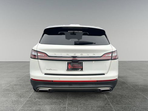 Used 2023 Lincoln Nautilus Reserve w/ Luxury Package image 5