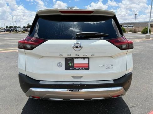Certified 2021 Nissan Rogue Platinum AWD/4WD image 5
