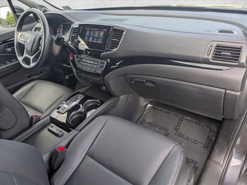 Used 2022 Honda Pilot Touring image 26