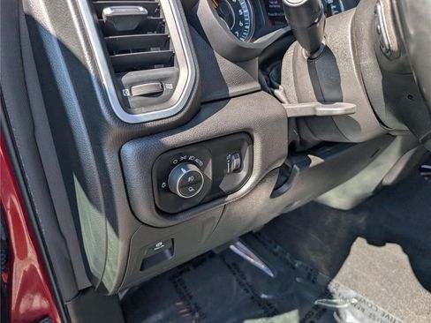 Used 2021 RAM 1500 Big Horn AWD/4WD image 19