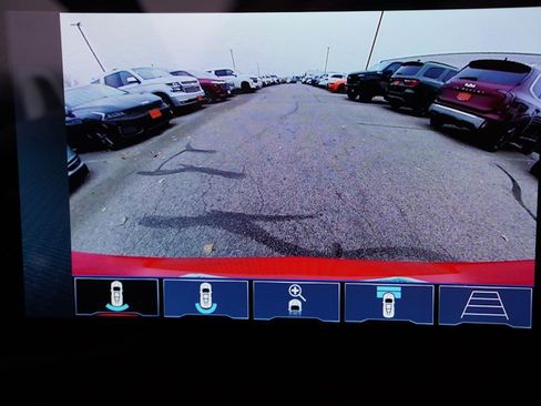 Used 2024 Chevrolet Corvette Stingray Premium Cpe w/ Z51 Performance Package image 33