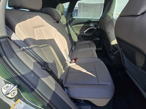 New 2025 Audi Q5 Prestige image 14