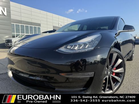 Used 2020 Tesla Model 3 Performance image 1