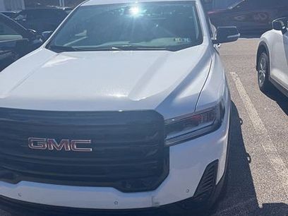 Used 2023 GMC Acadia SLE w/ Driver Convenience Package
