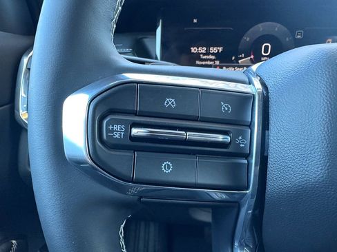 Used 2024 GMC Acadia Denali image 22