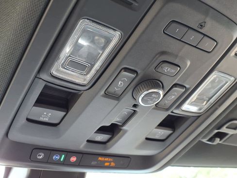 Used 2021 GMC Yukon AT4 w/ Rear Media and Nav Package AWD/4WD image 15