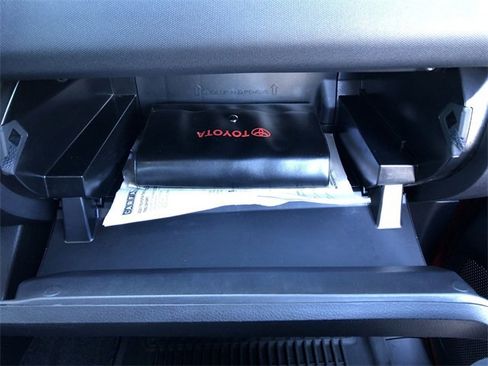 Used 2021 Toyota Tacoma TRD Sport image 27