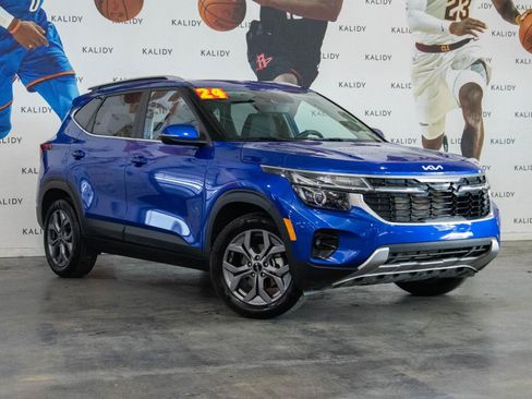 Used 2024 Kia Seltos S image 2