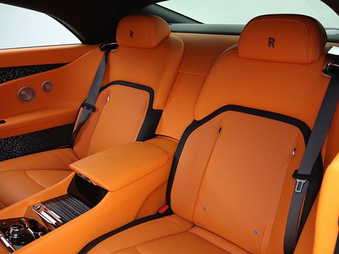 Used 2026 Rolls-Royce Spectre AWD/4WD image 27