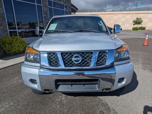 Used 2011 Nissan Titan SL w/ SL Technology Pkg AWD/4WD image 31