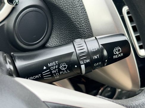 Used 2018 Mitsubishi Eclipse Cross ES FWD image 34
