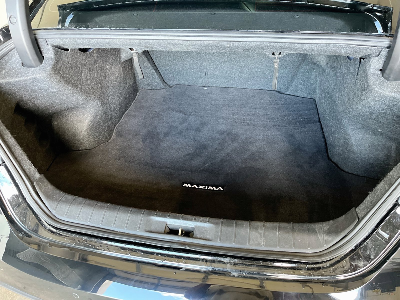 Used 2023 Nissan Maxima SR w/ Sport Mat Group FWD image 26