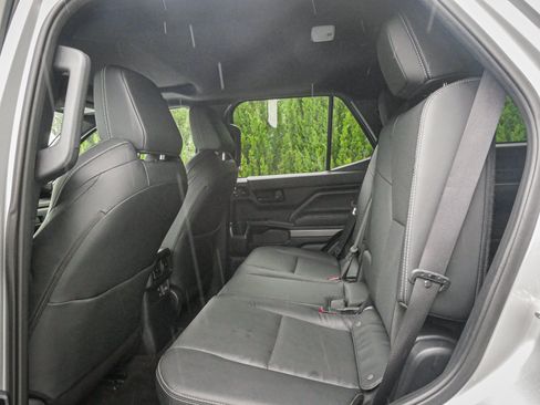 Used 2025 Toyota 4Runner TRD Off-Road Premium w/ Tow Technology Package AWD/4WD image 8