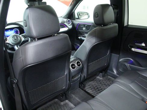 Certified 2026 Mercedes-Benz GLB 250 4MATIC image 28