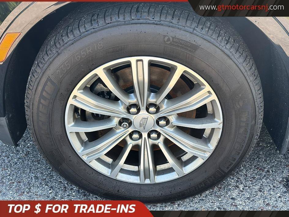 Used 2018 Cadillac XT5 Luxury w/ Driver Awareness Package AWD/4WD image 9