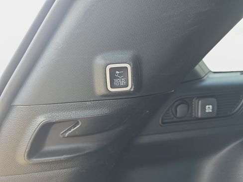 Used 2023 Jeep Grand Cherokee Altitude AWD/4WD image 29
