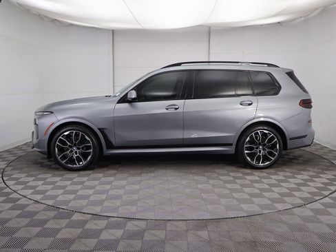 Certified 2023 BMW X7 xDrive40i w/ Executive Package image 8
