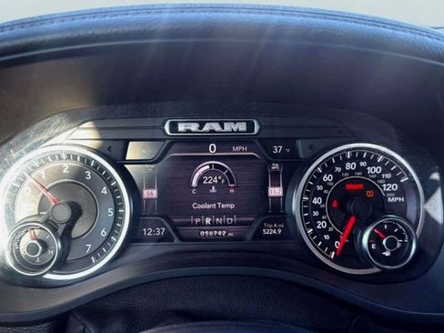 Used 2020 RAM 1500 Laramie image 12