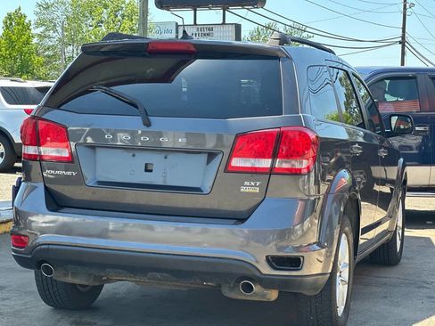 Used 2015 Dodge Journey SXT w/ Flexible Seating Group FWD image 6
