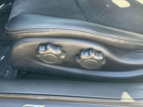 Used 2019 Nissan 370Z Touring Sport image 29