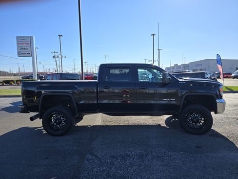 Used 2018 GMC Sierra 2500 4x4 Crew Cab w/ Sierra Convenience Package image 13