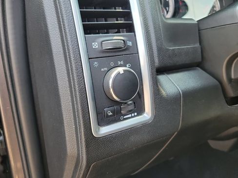 Used 2024 RAM 1500 Warlock AWD/4WD image 21